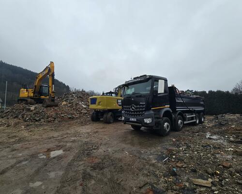 Sklápěč Mercedes-Benz Arocs 3240, 2017, 8x4