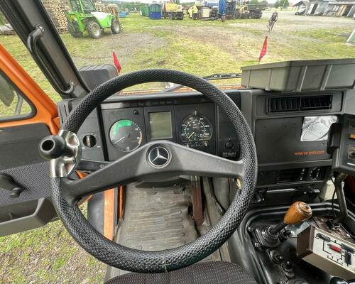 SKLÁPĚČ MERCEDES BENZ UNIMOG U 90 TURBO+SYPAČ