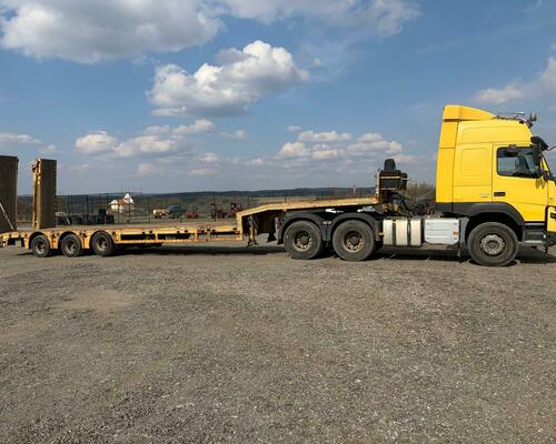 Souprava  tahač Volvo FM FMX 500 + návěs  Kässbohrer