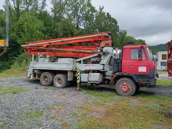 TATRA 815 Putzmeister 32 M -