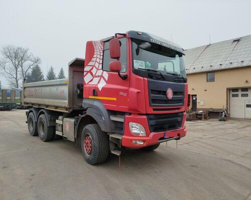 Tatra Phoenix 6x6 třístranný sklápěč Bordmatic