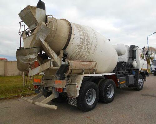 Tatra T815 6x6 domýchávač