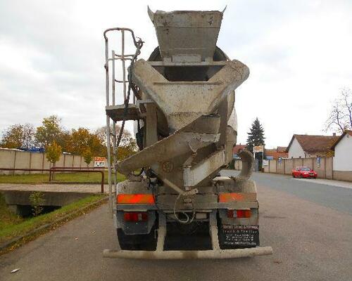 Tatra T815 6x6 domýchávač