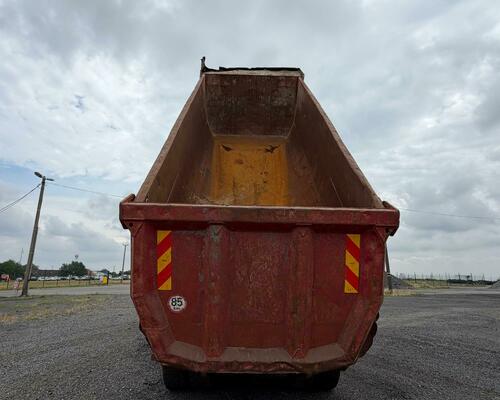 TATRA T815 TERRNO 8X8.2 