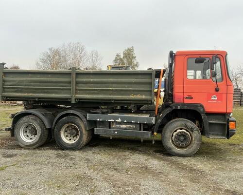 TŘÍSTRANNÝ SKLÁPĚČ MAN F 08 6x4 MEILLER KIPPER