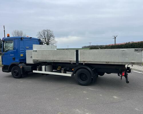 Třístranný sklápěč MAN TGL 8-210ps/pouze 106tis.km