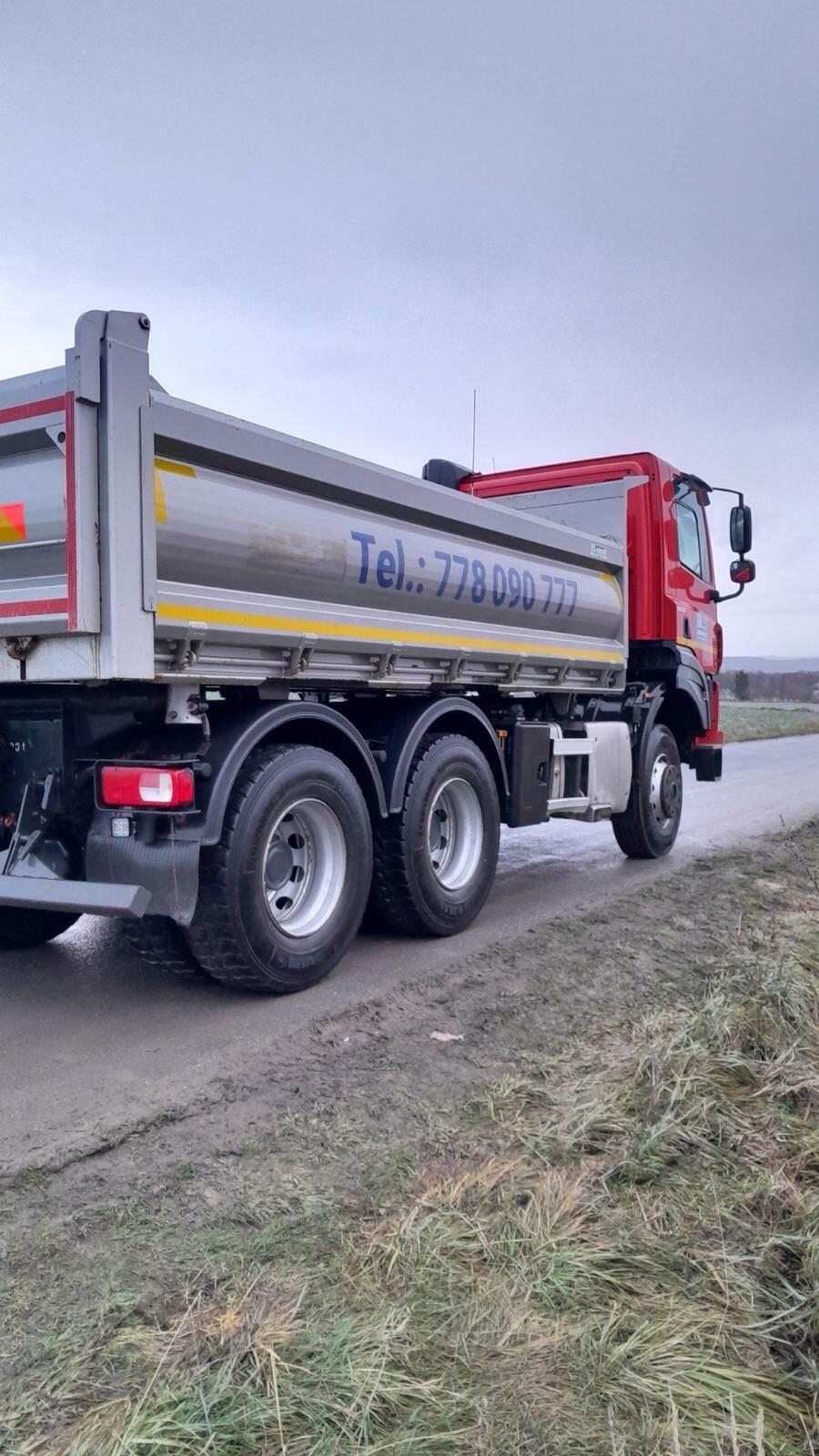 TŘÍSTRANNÝ SKLÁPĚČ TATRA PHOENIX T 158 / II, 6x6