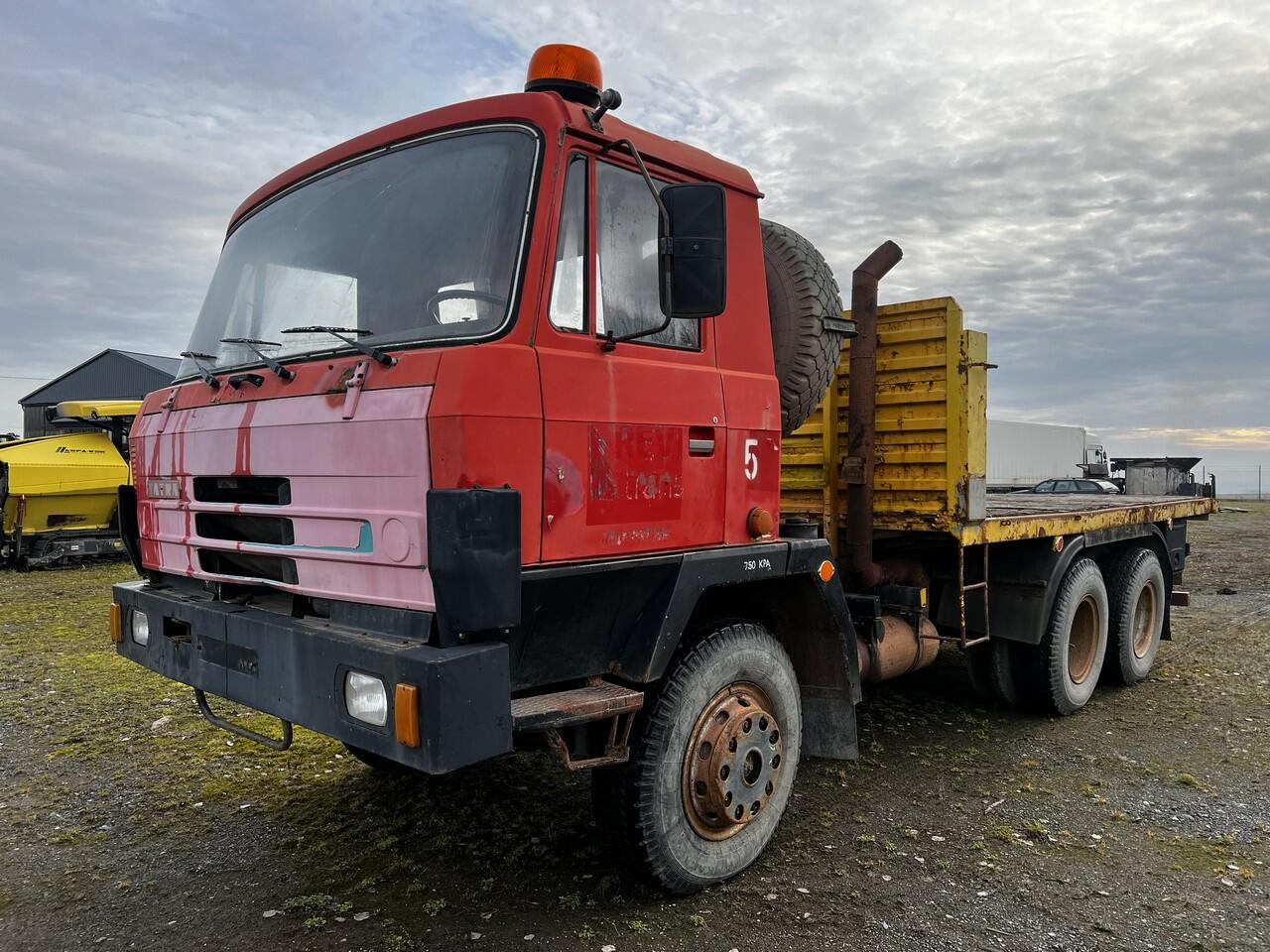 valník TATRA T815  ROZPRODÁM NA NÁHRADNÍ DÍLY CENY DOHODOU 