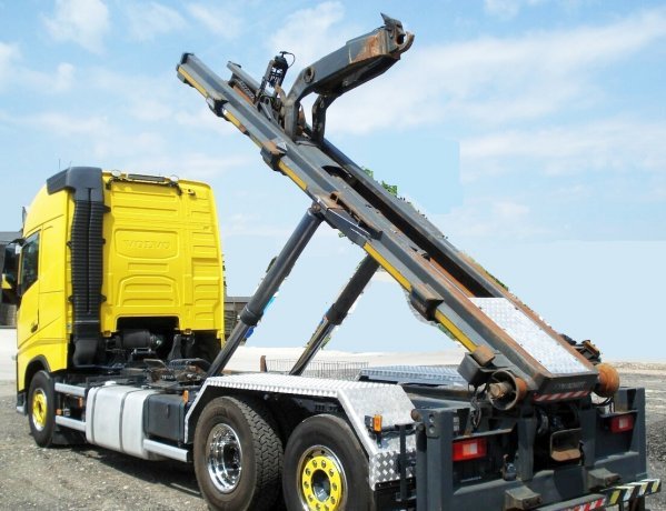 Volvo 500 +Combi-Lift