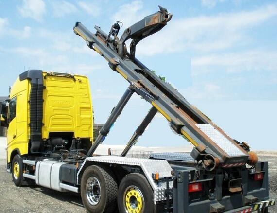 Volvo 500 +Combi-Lift