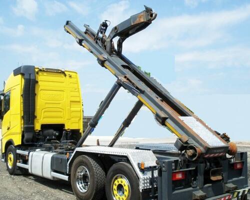 Volvo 500 +Combi-Lift