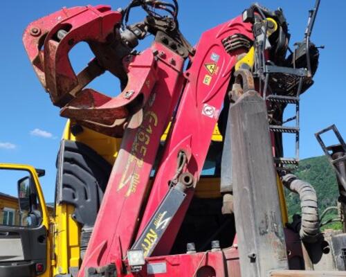 Volvo TERBERG FM1950.400 +Palfinger E165 Z95