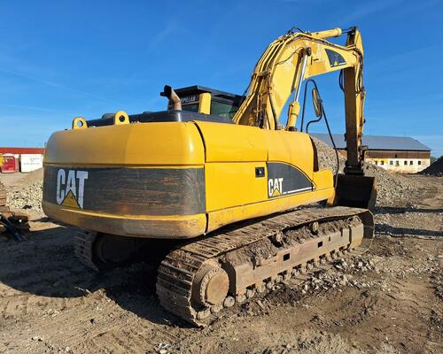 CAT 325C