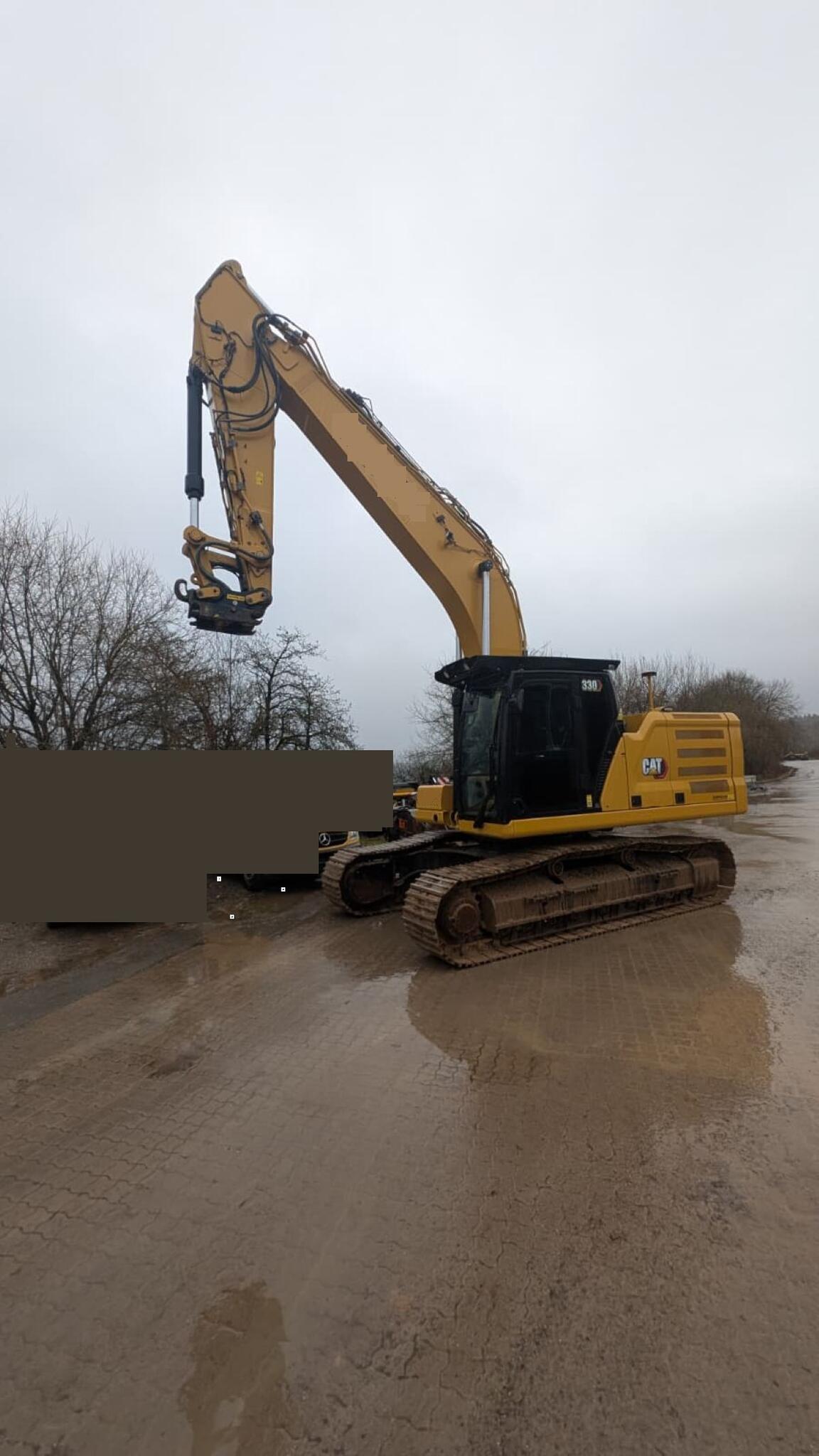 Caterpillar 330 