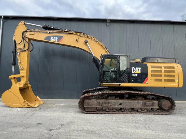 CATerpillar 352F