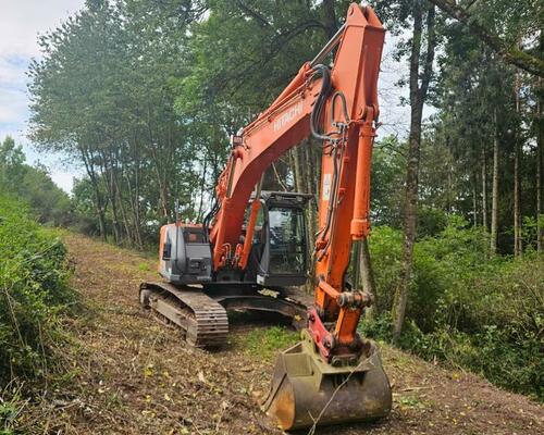 Hitachi ZX225 CAT 321 Komatsu PC228 Volvo ECR235