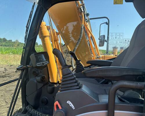Hyundai Robex 140 LC