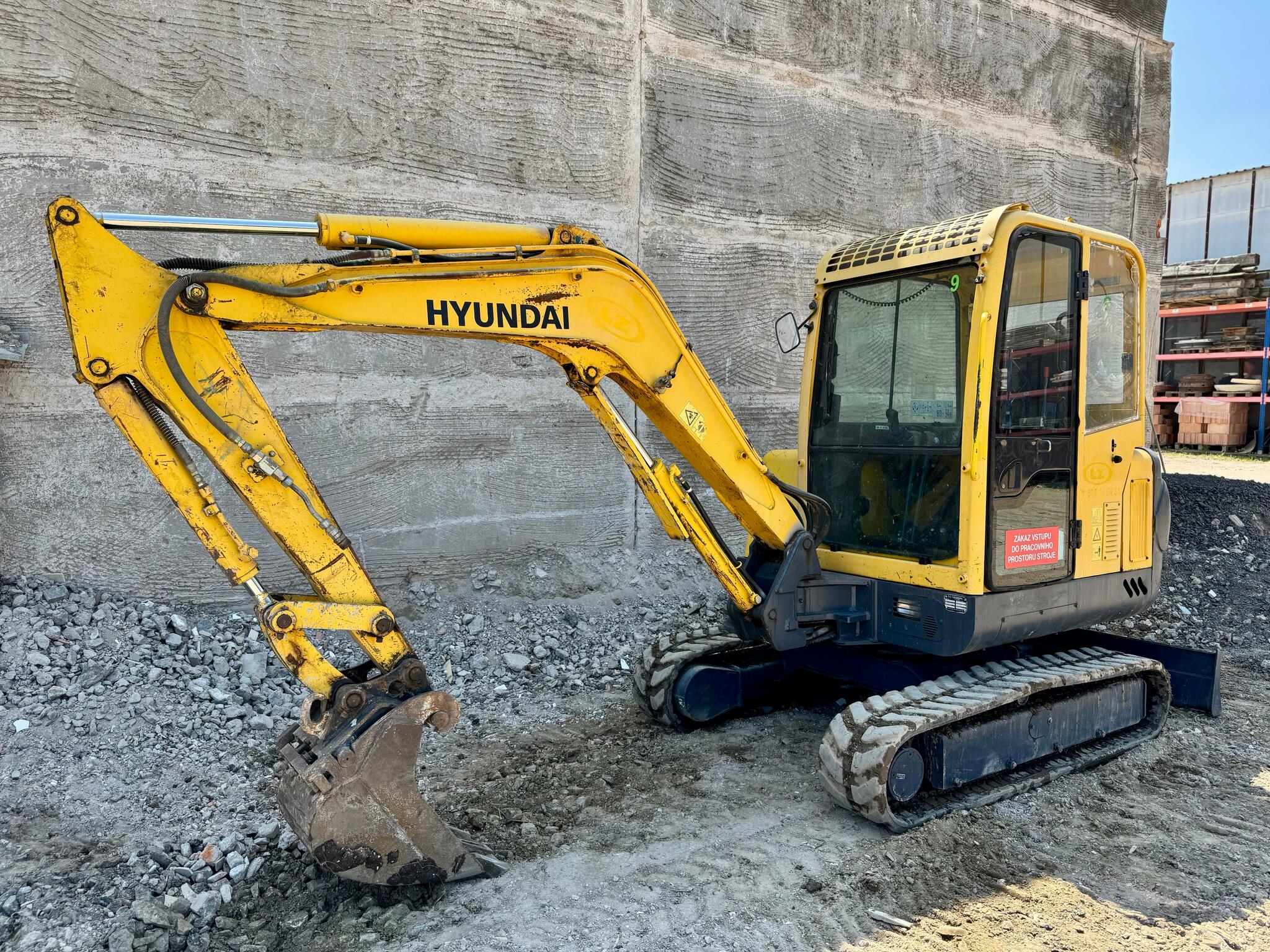 Hyundai Robex 35-7