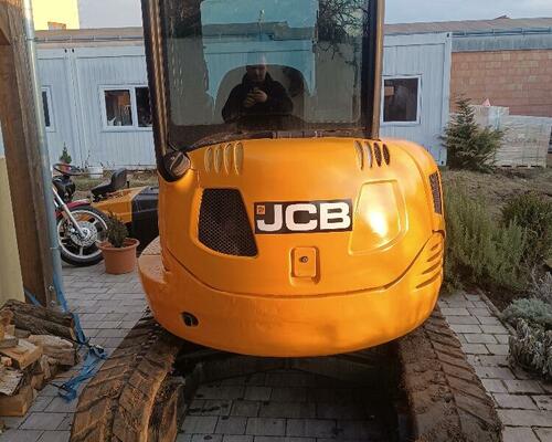 JCB 8030 ZTS 3300.kg,7185mth,3xlžíce