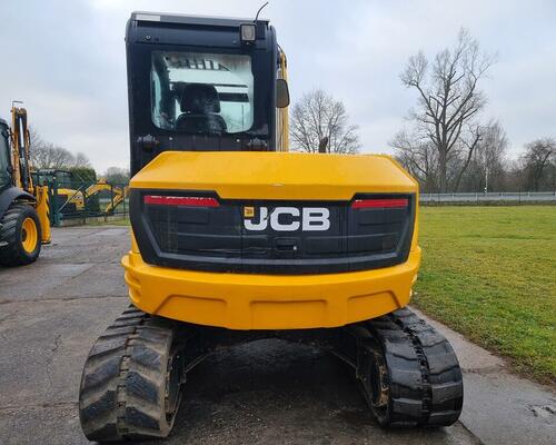 JCB 86 C-1 2017 s hydraulickou svahovkou