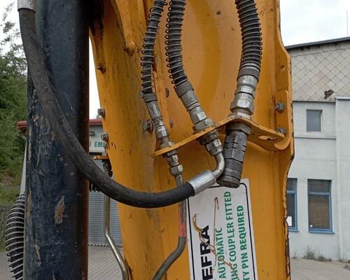 JCB 86C-1
