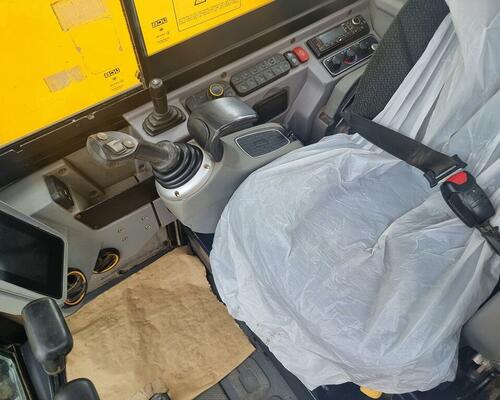 JCB 86C 2021 - 3500mth bez DPF, bez močoviny, A/C