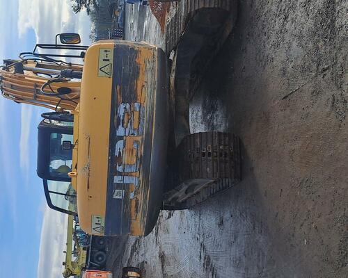 JCB JS220LC