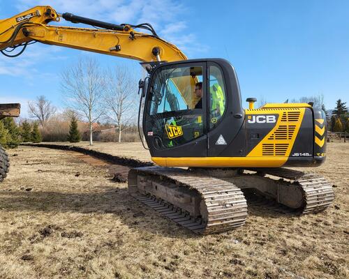 JCB JS 145