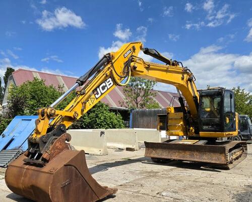 JCB JZ 235 LC