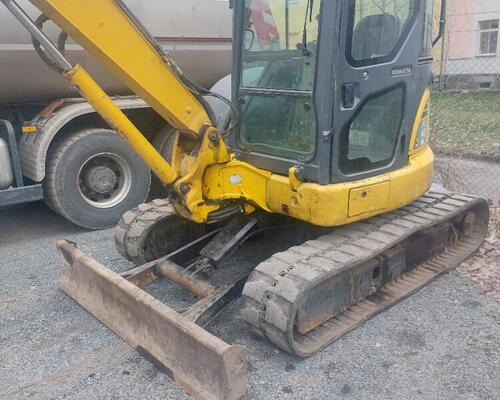KOMATSU PC45MR-3