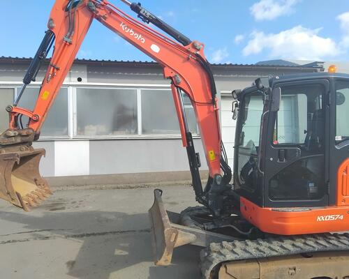 Kubota Kx057-4 klimatizace