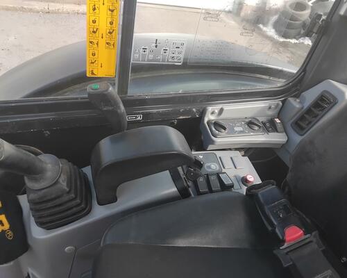 Kubota Kx057-4 klimatizace