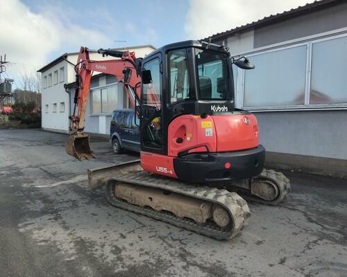 Kubota U55-4