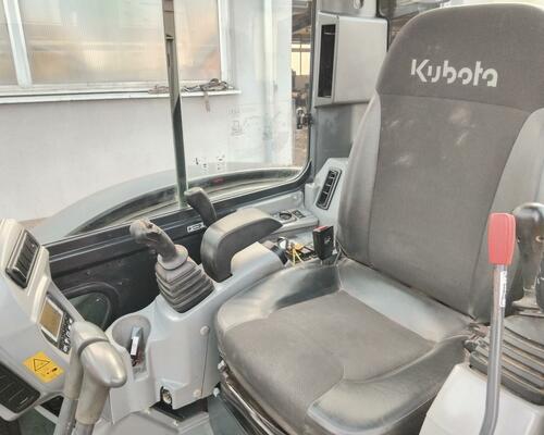 Kubota U55-4