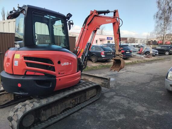 Kubota U55-4