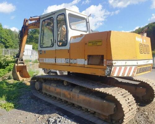 Liebherr R900 B