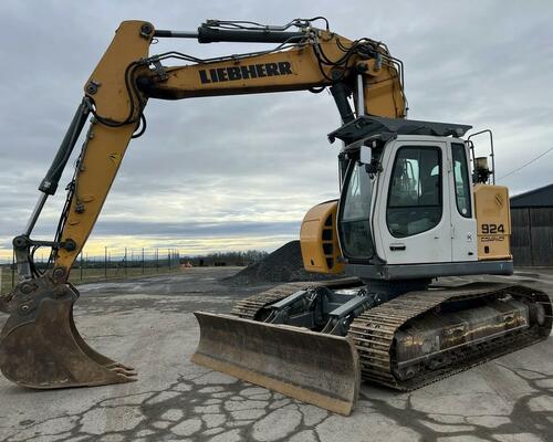 LIEBHERR R 924 COMPACT LITRONIC+HYDRAULICKÁ SVAHOVACÍ A 2 X PODKOPOVÁ
