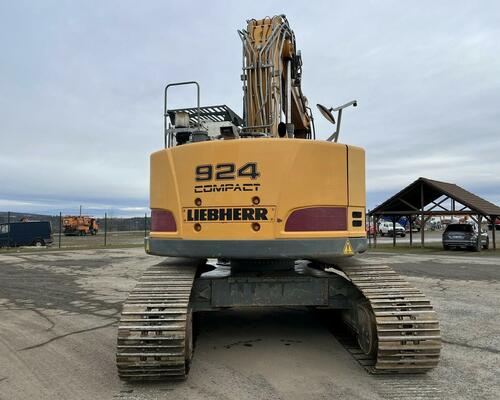 LIEBHERR R 924 COMPACT LITRONIC+HYDRAULICKÁ SVAHOVACÍ A 2 X PODKOPOVÁ