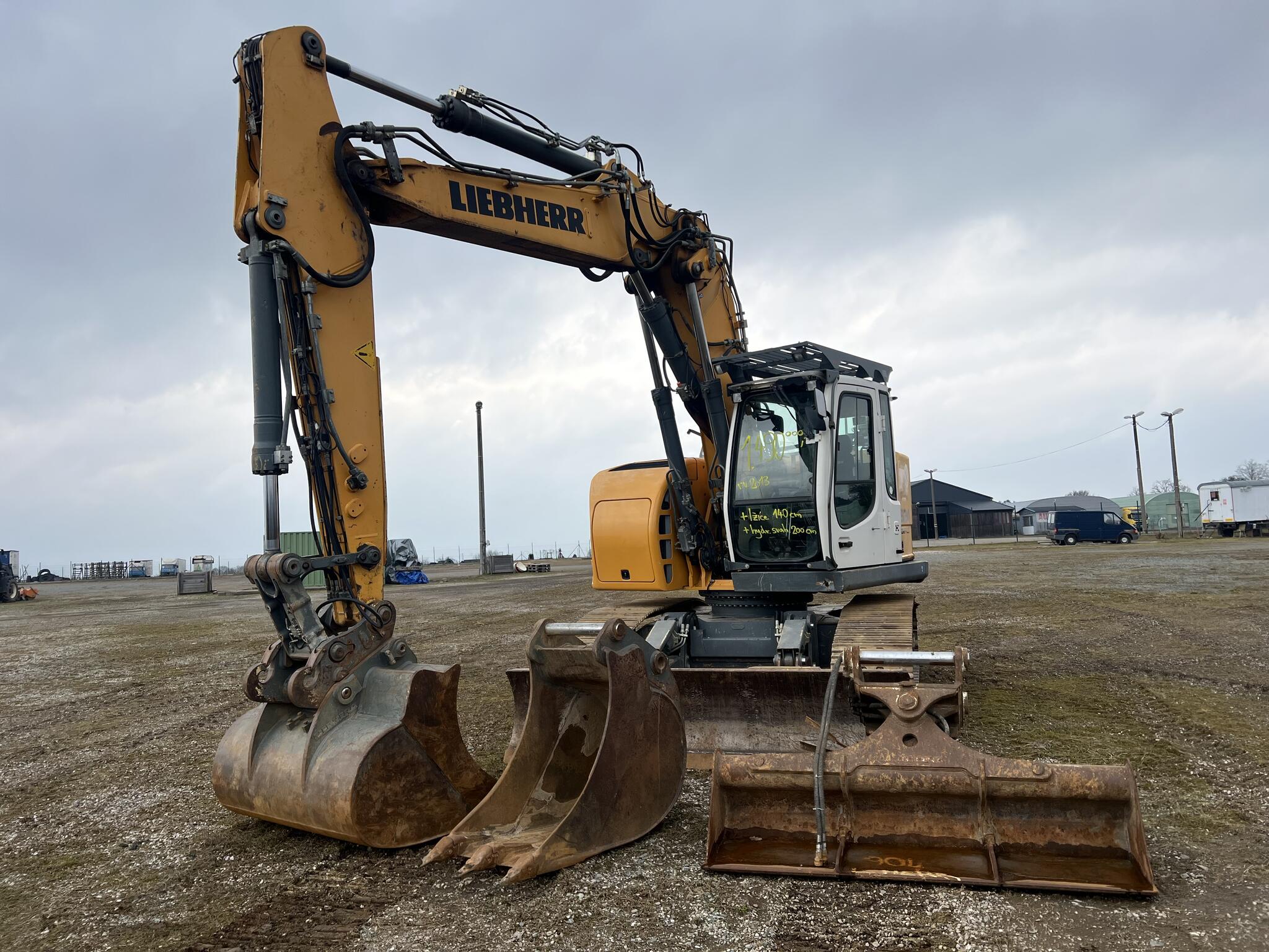LIEBHERR R 924 LITRONIC COMPACT+ 2 X PODKOPOVÁ LŽÍCE-8000 MTH