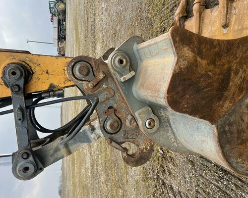 LIEBHERR R 924 LITRONIC COMPACT+ 2 X PODKOPOVÁ LŽÍCE A HYDRAULICKÁ SVAHOVKA-8000 MTH