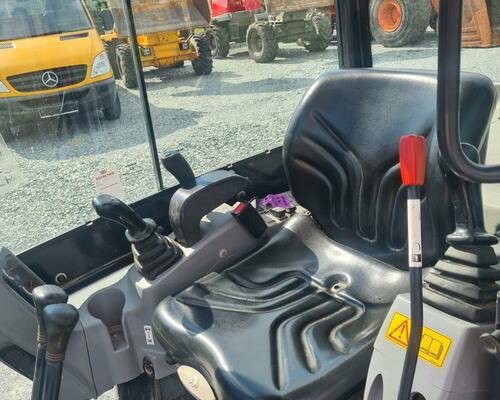 Minibagr Kubota KX016-4