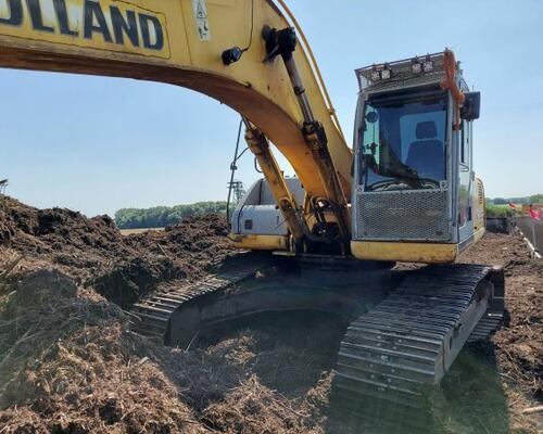 New Holland E265 Kobelco