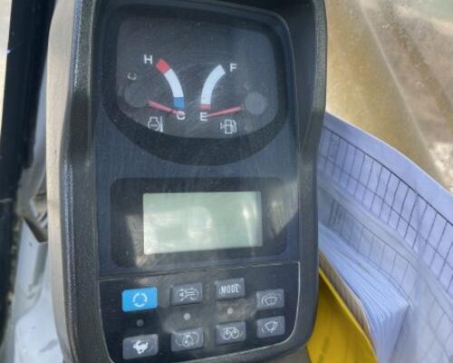 New Holland E 485 Kobelco