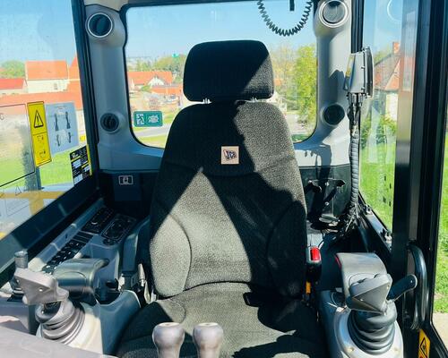 Pásové rypadlo JCB 67C-1 (Možnost leasingu)