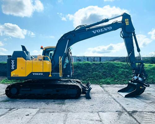 Pásové rypadlo Volvo EC140EL (Možnost leasingu)