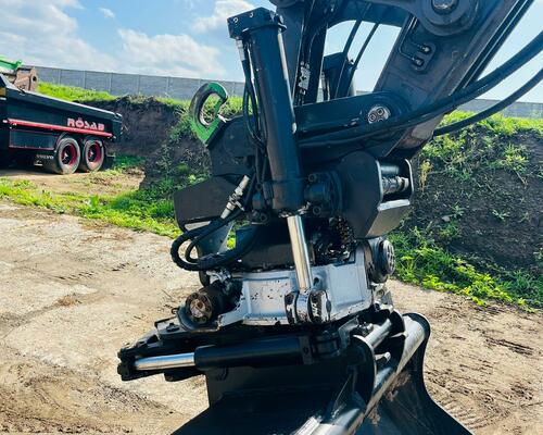 Pásové rypadlo Volvo EC140EL (Možnost leasingu)