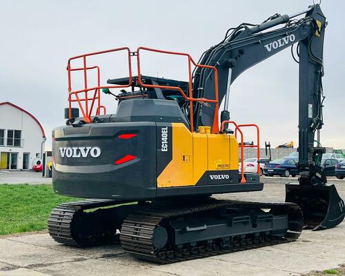 Pásové rypadlo Volvo EC140EL (Možnost leasingu)