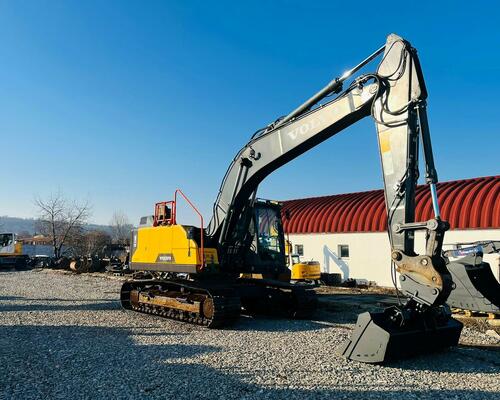 Pásové rypadlo Volvo EC220EL (Možnost leasingu)
