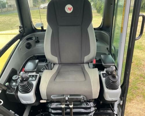 Pásové rypadlo Wacker Neuson ET65 (Možnost leasingu