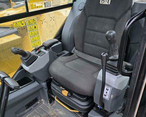 Pásový bagr CAT 308 CR, r.v. 2019, 3490 mth, 2x lžíce